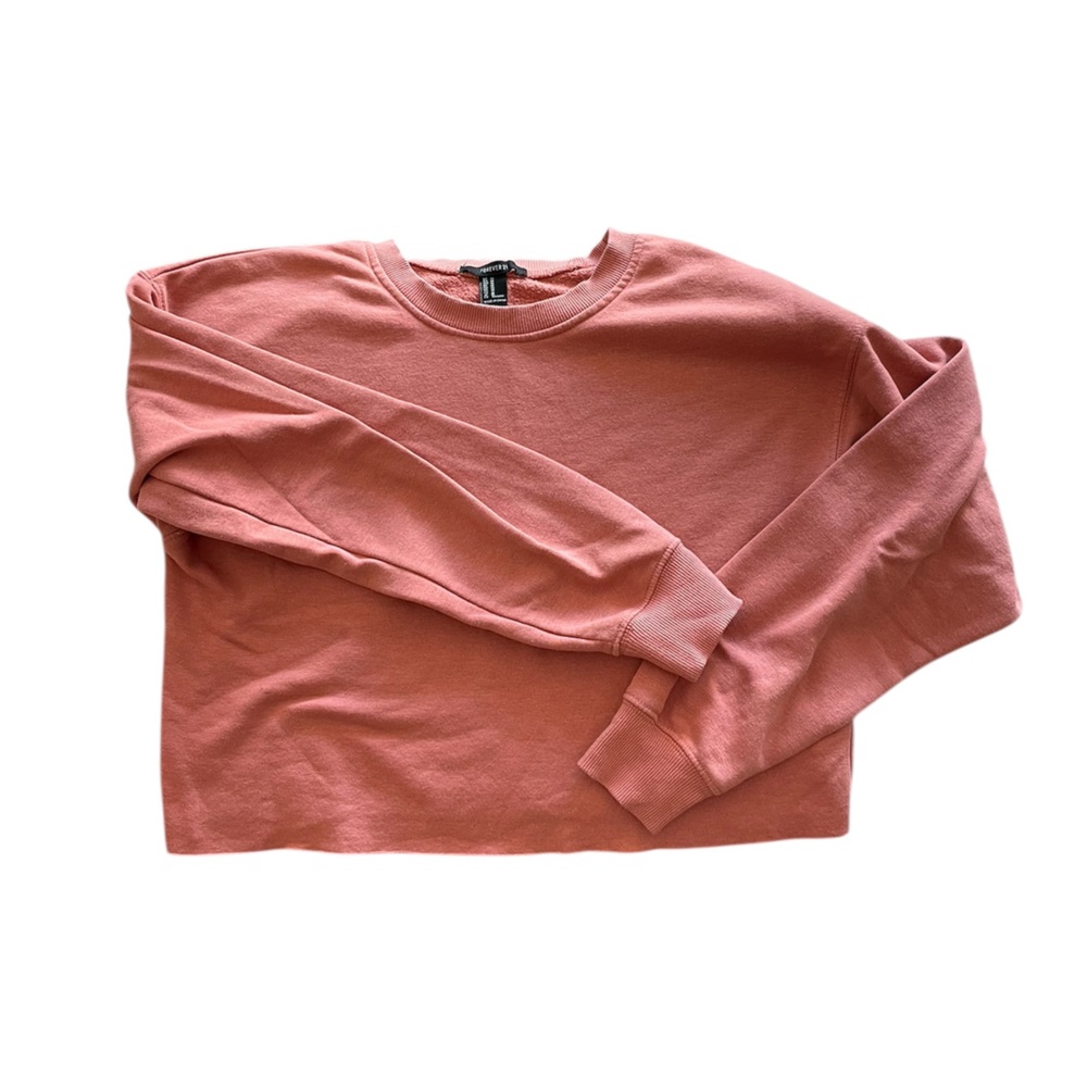 Forever 21 Cropped Crewneck Sweatshirt in Rose Pink - Women’s Size M